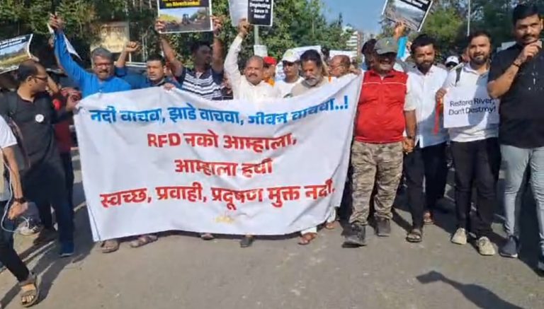 Pune-Thousands-Unite-at-Pimple-Nilakh-Today-for-‘नदीसाठी-नदीकाठी-Movement-to-Save-Mula-Mutha-Rivers.jpeg