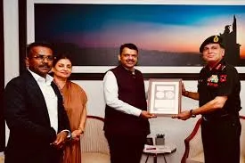 Army commander meet fadnavis