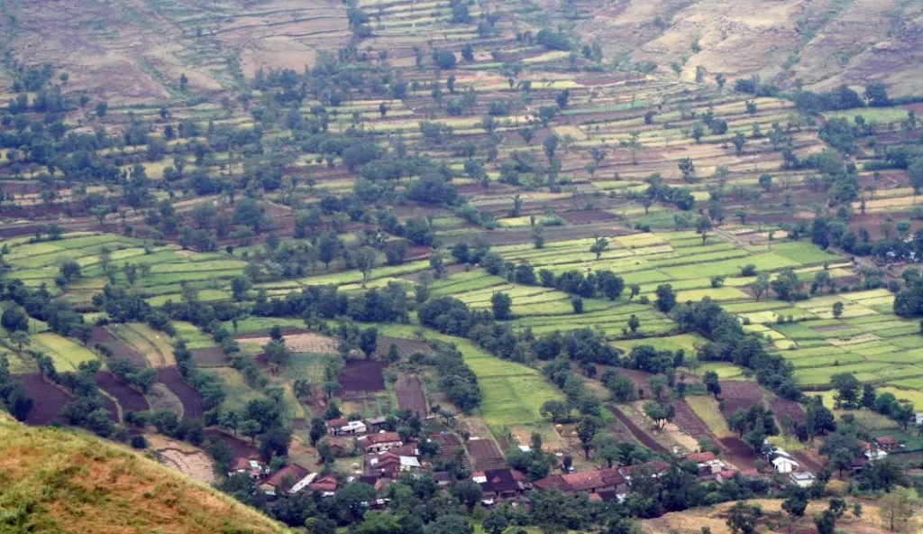 Originally known as Malcolm Peth, Mahabaleshwar became a British summer capital due to its elevation and climate.