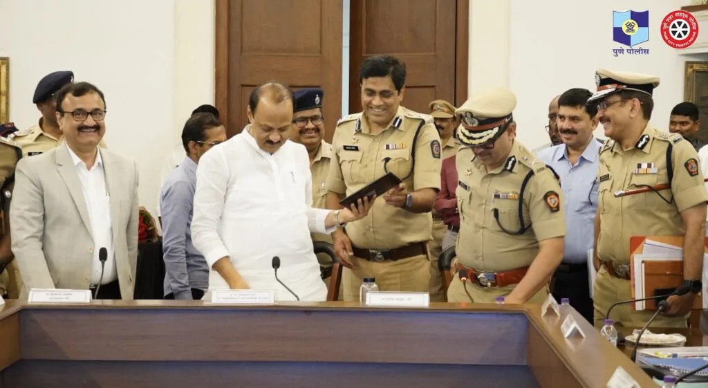 The PTP TrafficCop (Pune Traffic Police TrafficCop) app is a mobile application designed to allow users to report real-time traffic violations