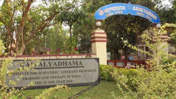 Nestled in the lush green hills of Lonavala and accessible from Pune via a 1.5 to 2-hour drive or convenient train and bus services, Kaivalyadhama is one of the oldest and most respected yoga research centers.