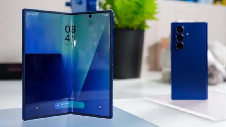 Samsung Galaxy Z Fold 7 and Z Flip 7 side-by-side in folded and unfolded form