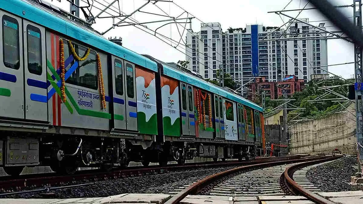 Map of proposed Pune Metro extension from Swargate to Kondhwa and Yeolewadi with congestion overlay