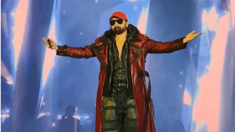 Himesh Reshammiya performing live with patriotic visuals during Operation Sindoor tribute in Delhi.
